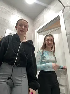 yourfavpsy  online show from April 2026 01:31:02 PM