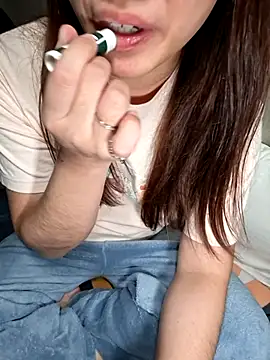 hihiakiko online show from March 2026 03:15:02 PM