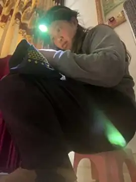 Nhung584 online show from February 2026 04:33:01 AM