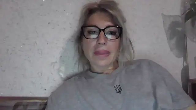 fox red lady7 online show from April 2026 09:26:01 PM