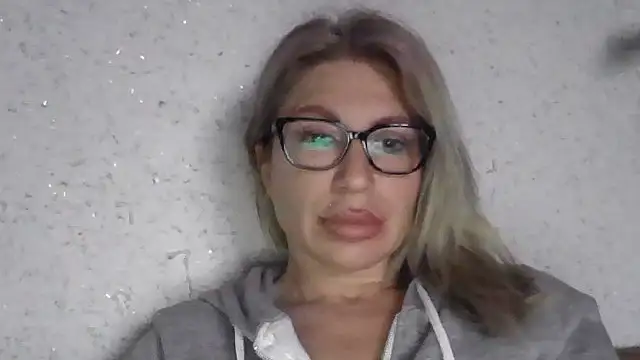 fox red lady7 online show from April 2026 09:25:02 AM