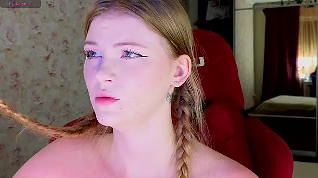 Snapshot of Jenny_Skinner20 chatting on June 2026 06:12:01 PM Jenny Skinner20 online show from June 2026 06:12:01 PM