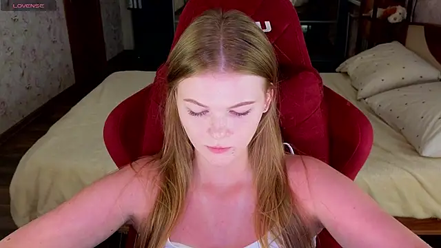 Snapshot of Jenny_Skinner20 chatting on June 2026 07:30:02 PM Jenny Skinner20 online show from June 2026 07:30:02 PM