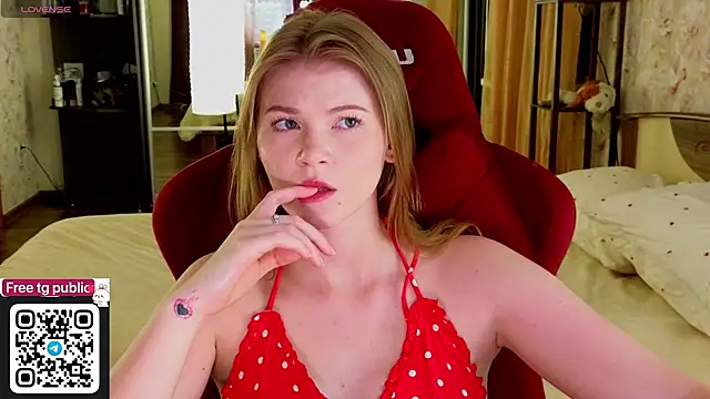 Snapshot of Jenny_Skinner20 chatting on July 2026 06:35:01 PM Jenny Skinner20 online show from July 2026 06:35:01 PM