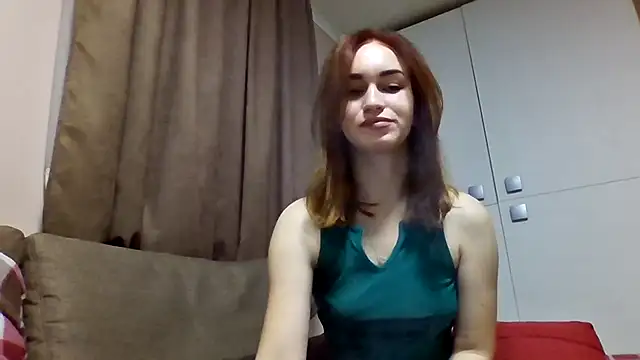 Snapshot of Requellia chatting on October 2025 07:25:02 PM Requellia online show from October 2025 07:25:02 PM