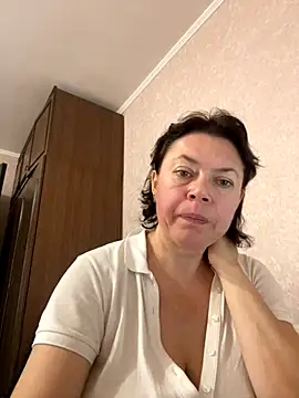 Kiravix online show from October 2025 10:41:02 AM