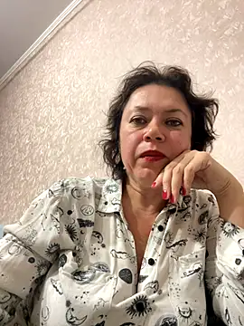 Kiravix online show from November 2025 06:45:01 PM