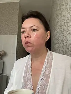 Kiravix online show from April 2026 06:52:01 AM