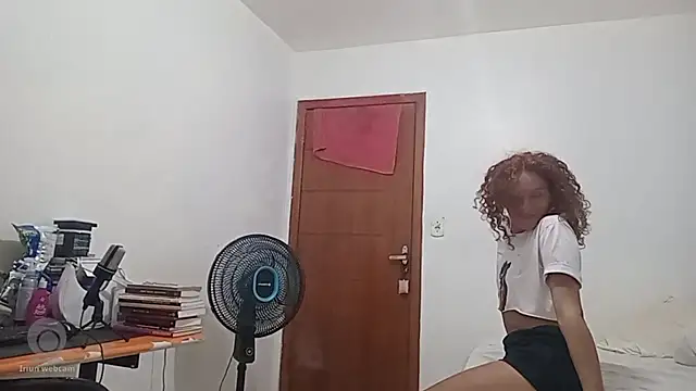 Snapshot of greatbrnrd chatting on September 2025 11:27:01 PM greatbrnrd online show from September 2025 11:27:01 PM