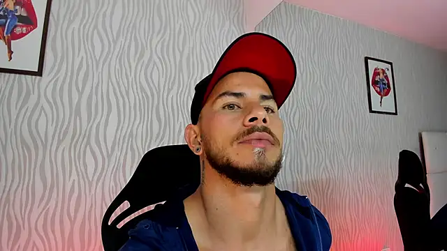 dylan jacobx online show from November 2025 02:33:01 AM