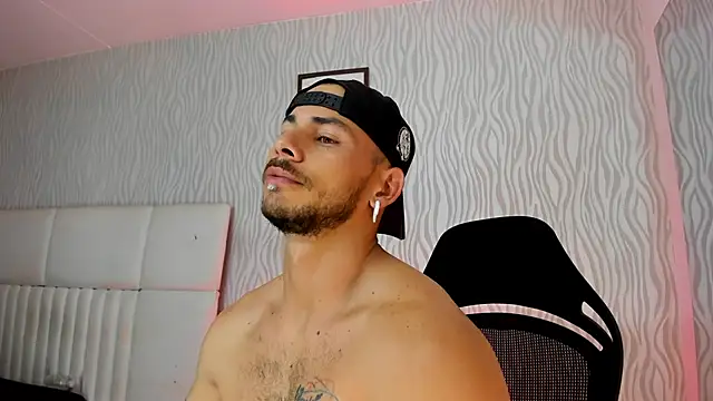 dylan jacobx online show from December 2025 03:45:02 AM