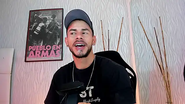 Snapshot of dylan_jacobx chatting on January 2026 04:06:01 AM dylan jacobx online show from January 2026 04:06:01 AM