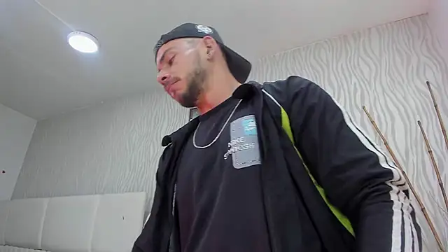 Snapshot of dylan_jacobx chatting on February 2026 07:24:01 AM dylan jacobx online show from February 2026 07:24:01 AM