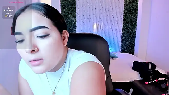 Snapshot of sofiacaramel chatting on February 2026 11:07:01 AM sofiacaramel online show from February 2026 11:07:01 AM