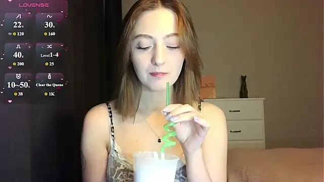 white liillyy online show from March 2026 09:47:02 PM