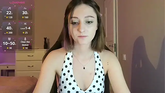 Snapshot of white_liillyy chatting on June 2026 09:06:01 PM white liillyy online show from June 2026 09:06:01 PM