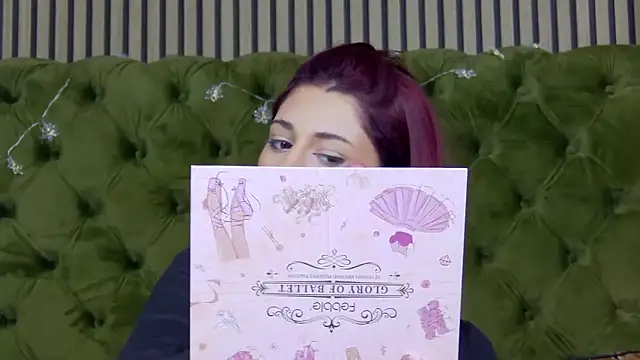 LunaHart online show from December 2025 03:39:01 PM