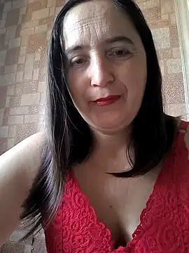 Snapshot of EvelinCutex chatting on October 2025 06:11:02 AM EvelinCutex online show from October 2025 06:11:02 AM