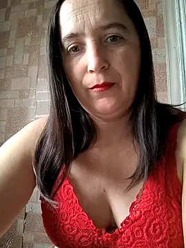 Snapshot of EvelinCutex chatting on October 2025 11:18:01 AM EvelinCutex online show from October 2025 11:18:01 AM