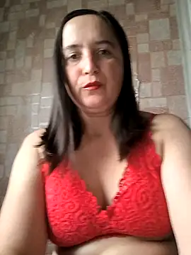 Snapshot of EvelinCutex chatting on October 2025 05:50:02 AM EvelinCutex online show from October 2025 05:50:02 AM