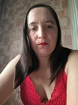 Snapshot of EvelinCutex chatting on October 2025 11:33:02 AM EvelinCutex online show from October 2025 11:33:02 AM