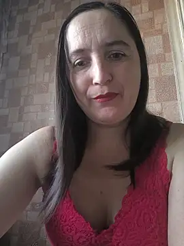 Snapshot of EvelinCutex chatting on November 2025 11:00:01 AM EvelinCutex online show from November 2025 11:00:01 AM