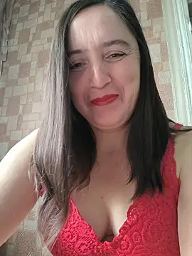 Snapshot of EvelinCutex chatting on November 2025 07:18:02 AM EvelinCutex online show from November 2025 07:18:02 AM