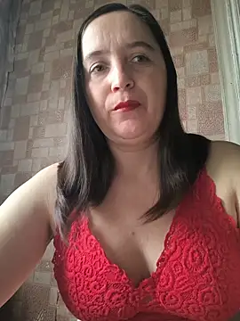 Snapshot of EvelinCutex chatting on November 2025 06:25:02 AM EvelinCutex online show from November 2025 06:25:02 AM