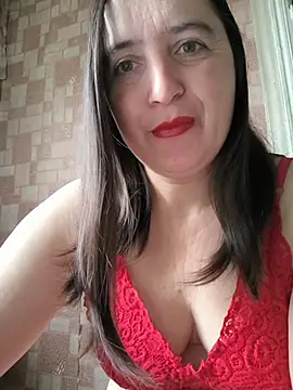 Snapshot of EvelinCutex chatting on November 2025 06:27:01 AM EvelinCutex online show from November 2025 06:27:01 AM