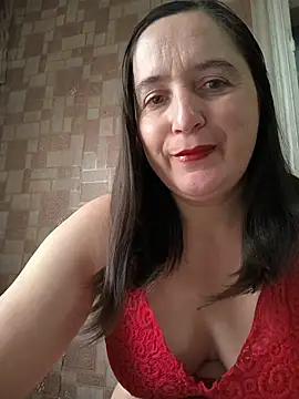 Snapshot of EvelinCutex chatting on November 2025 07:00:02 AM EvelinCutex online show from November 2025 07:00:02 AM