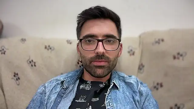 Snapshot of Alicante34 chatting on October 2025 02:14:02 AM Alicante34 online show from October 2025 02:14:02 AM