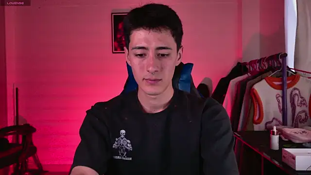 Jeremias miller online show from December 2025 09:32:02 PM