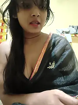 RAYI Queen 2 online show from November 2025 09:53:02 AM