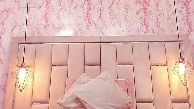 WILD FIREE  online show from December 2025 07:54:02 PM