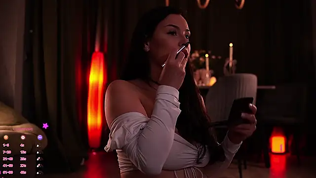 Snapshot of MaryHols chatting on October 2025 04:24:02 PM MaryHols online show from October 2025 04:24:02 PM