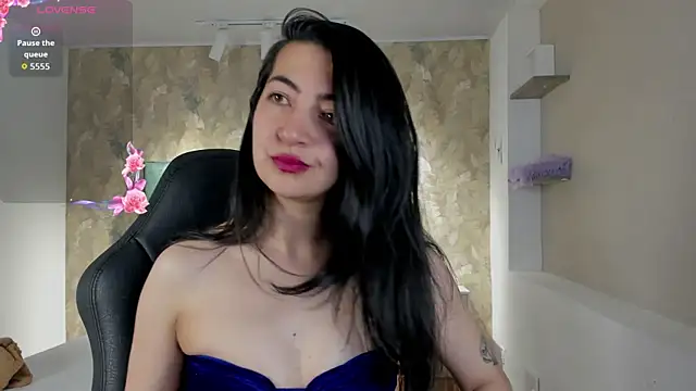 Saya Amaretto1 online show from November 2025 10:47:01 PM