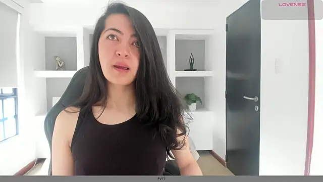 Saya Amaretto1 online show from November 2025 03:49:01 PM