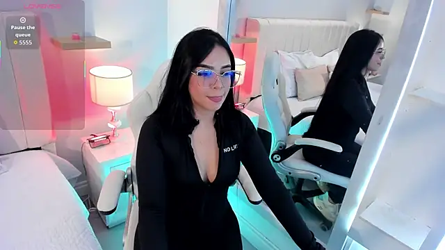 manyaa  online show from March 2026 07:43:02 PM