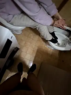 Snapshot of coppiaoraleee chatting on November 2025 04:48:02 AM coppiaoraleee online show from November 2025 04:48:02 AM