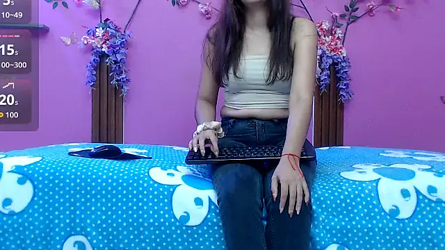Snapshot of skinnybarbie022 chatting on July 2026 01:34:01 AM skinnybarbie022 online show from July 2026 01:34:01 AM