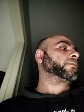 SmokedAlloy2 online show from November 2025 03:43:02 AM