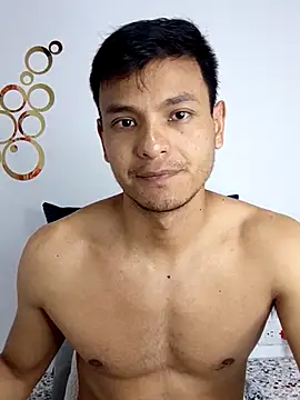 Snapshot of Valois2025 chatting on November 2025 02:00:01 AM Valois2025 online show from November 2025 02:00:01 AM