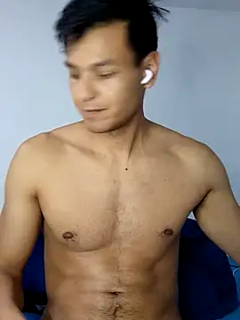 Valois2025 online show from April 2026 06:33:01 AM