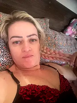 Alerquinasc online show from December 2025 03:50:01 PM