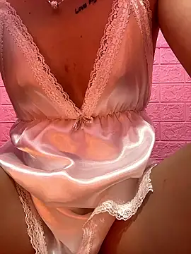 Snapshot of xixi2025-16 chatting on January 2026 02:15:01 AM xixi2025-16 online show from January 2026 02:15:01 AM