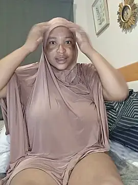 Snapshot of Sweetbxxx24 chatting on May 2026 05:30:01 PM Sweetbxxx24 online show from May 2026 05:30:01 PM