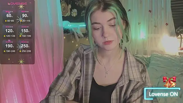 Snapshot of Miko_Meow chatting on February 2026 04:05:02 PM Miko Meow online show from February 2026 04:05:02 PM