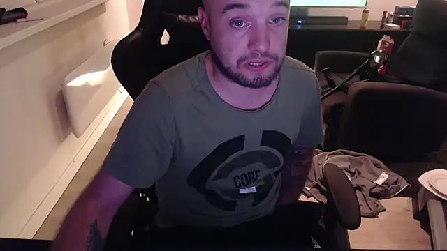 billybeerNL online show from September 2025 12:12:01 AM