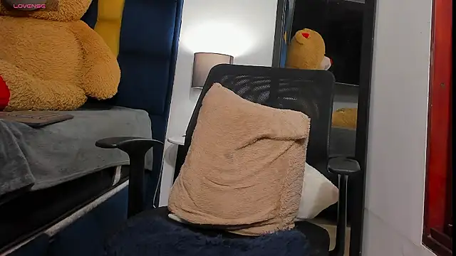 Evan Storn online show from January 2026 03:33:01 AM