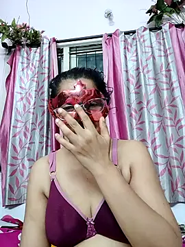 Snapshot of thanusi_2 chatting on April 2026 05:41:02 PM thanusi 2 online show from April 2026 05:41:02 PM